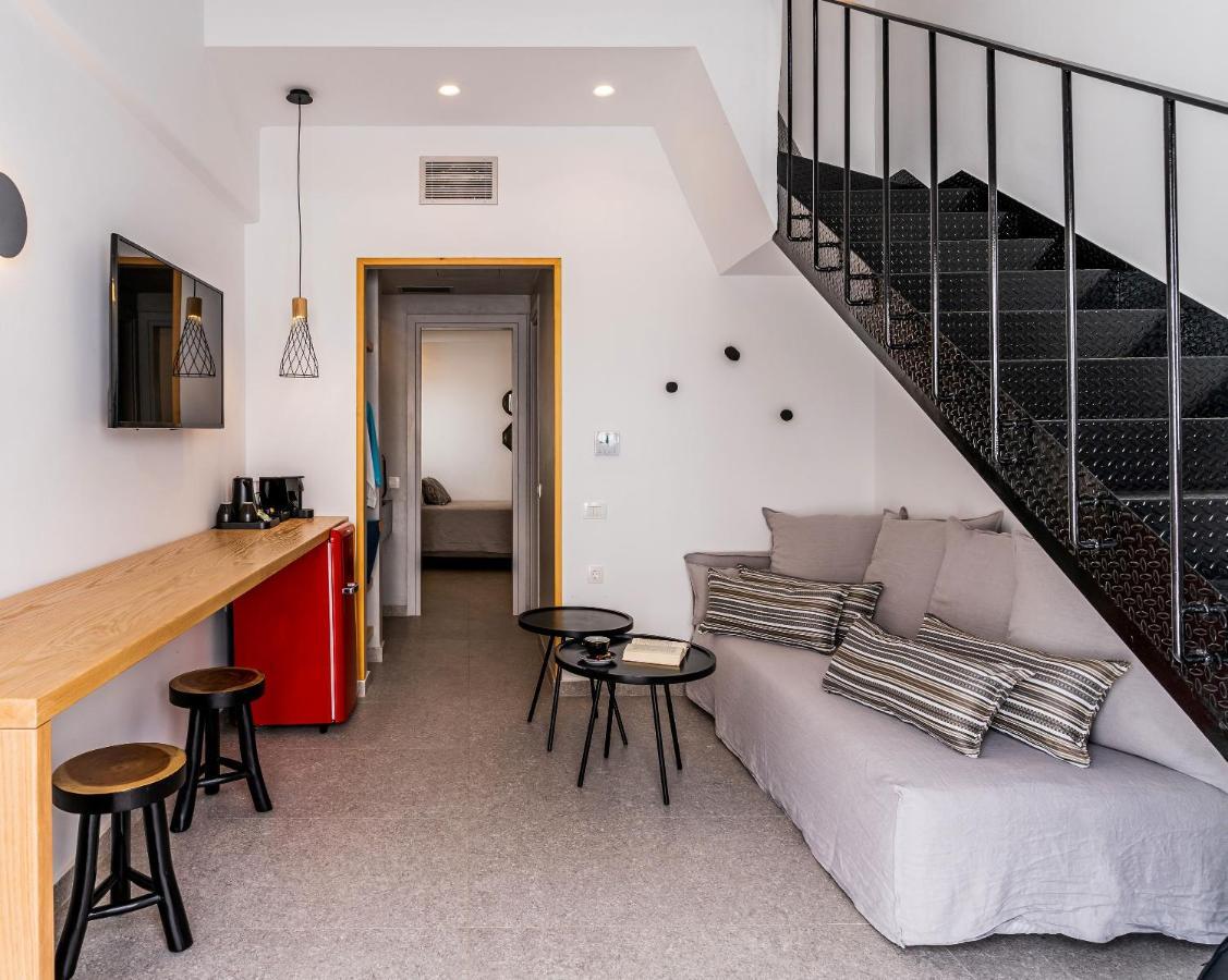 Hippocampus Hotel Kamari  Luaran gambar
